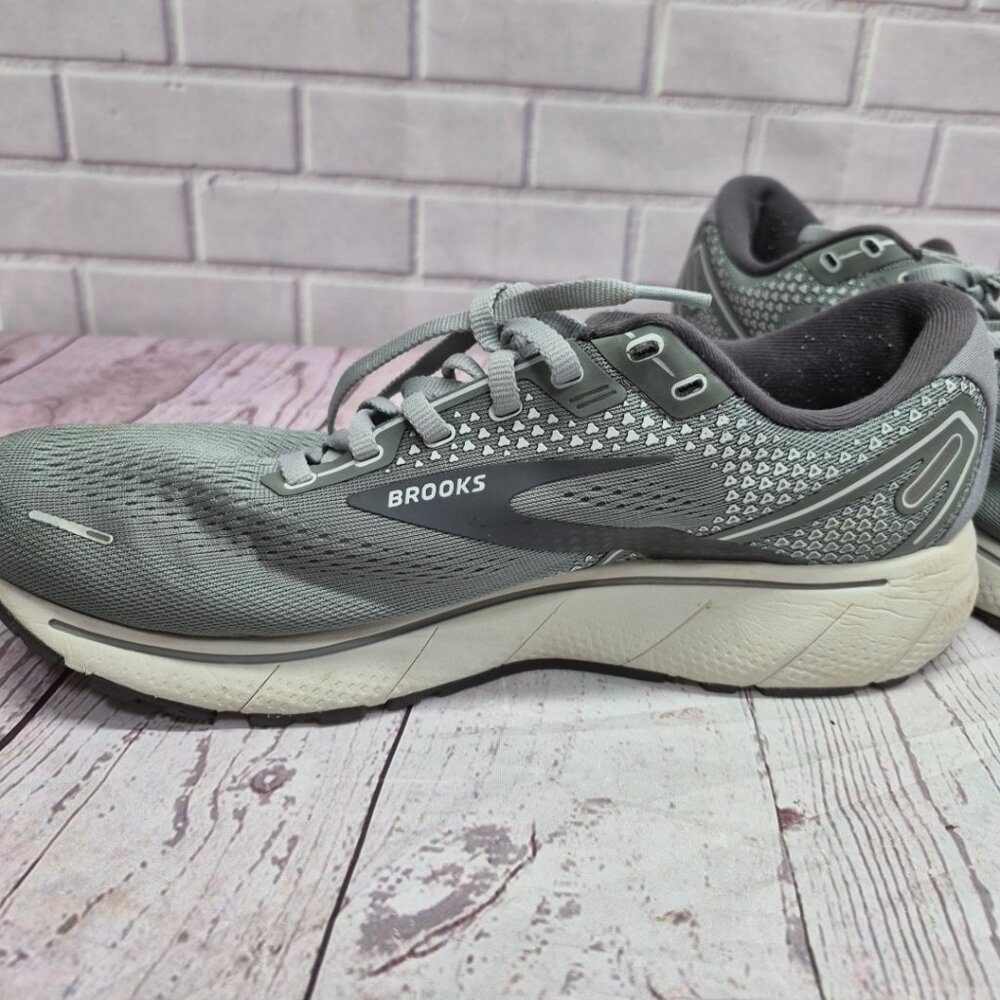 Brooks Ghost 14 1103692E067 Medium Gray Running Sneakers Shoes Mens Size 11 2E - Picture 6 of 10